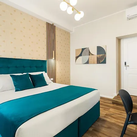 Albadea Deco&jacuzzi 4*