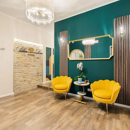 Гостевой дом Albadea Deco&jacuzzi 4*