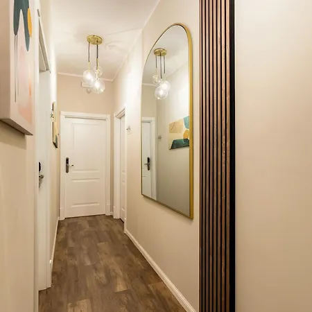 Albadea Deco&jacuzzi בית הארחה
