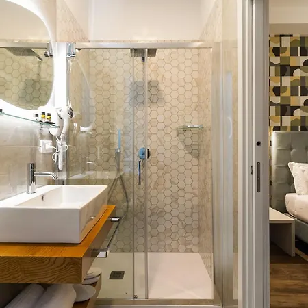 בית הארחה Albadea Deco&jacuzzi רומא