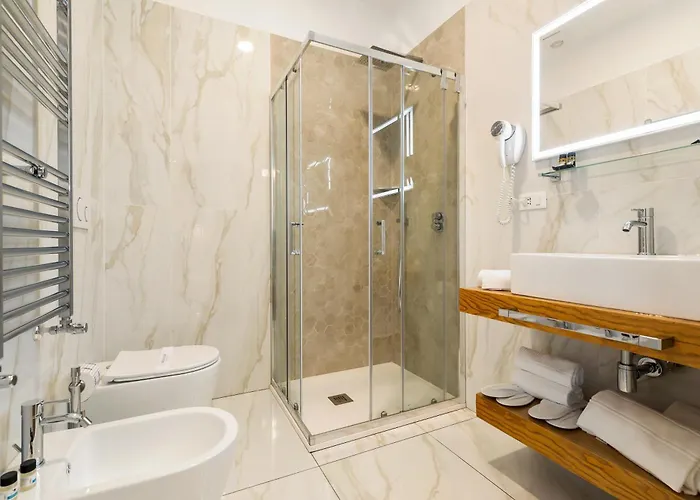 Albadea Deco&jacuzzi Gæstehus 4*